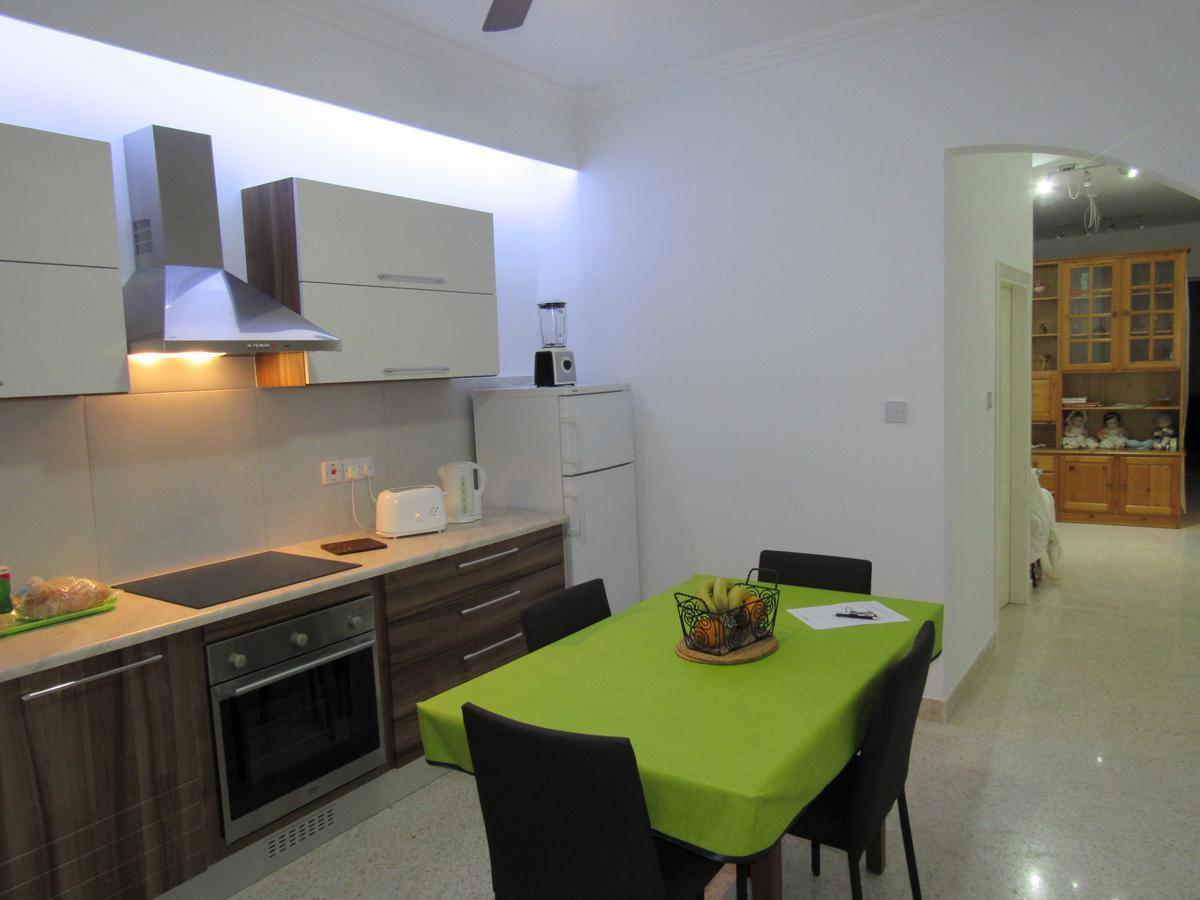 Central Studio Apartment Santa Vennera Esterno foto