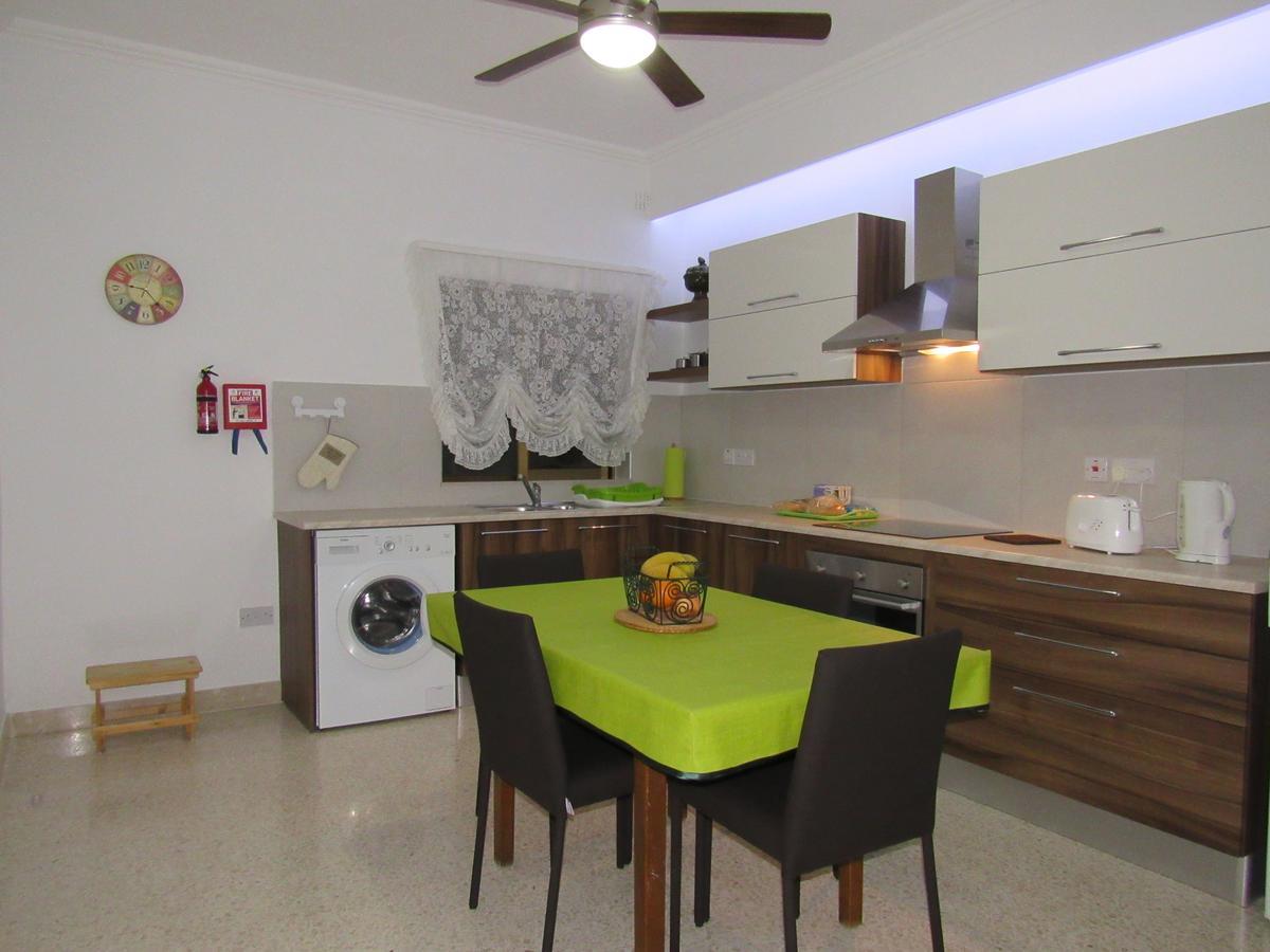 Central Studio Apartment Santa Vennera Esterno foto