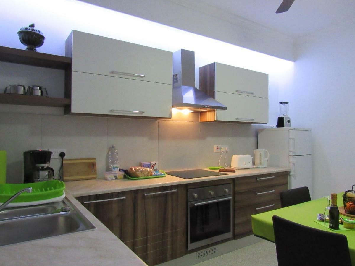 Central Studio Apartment Santa Vennera Esterno foto