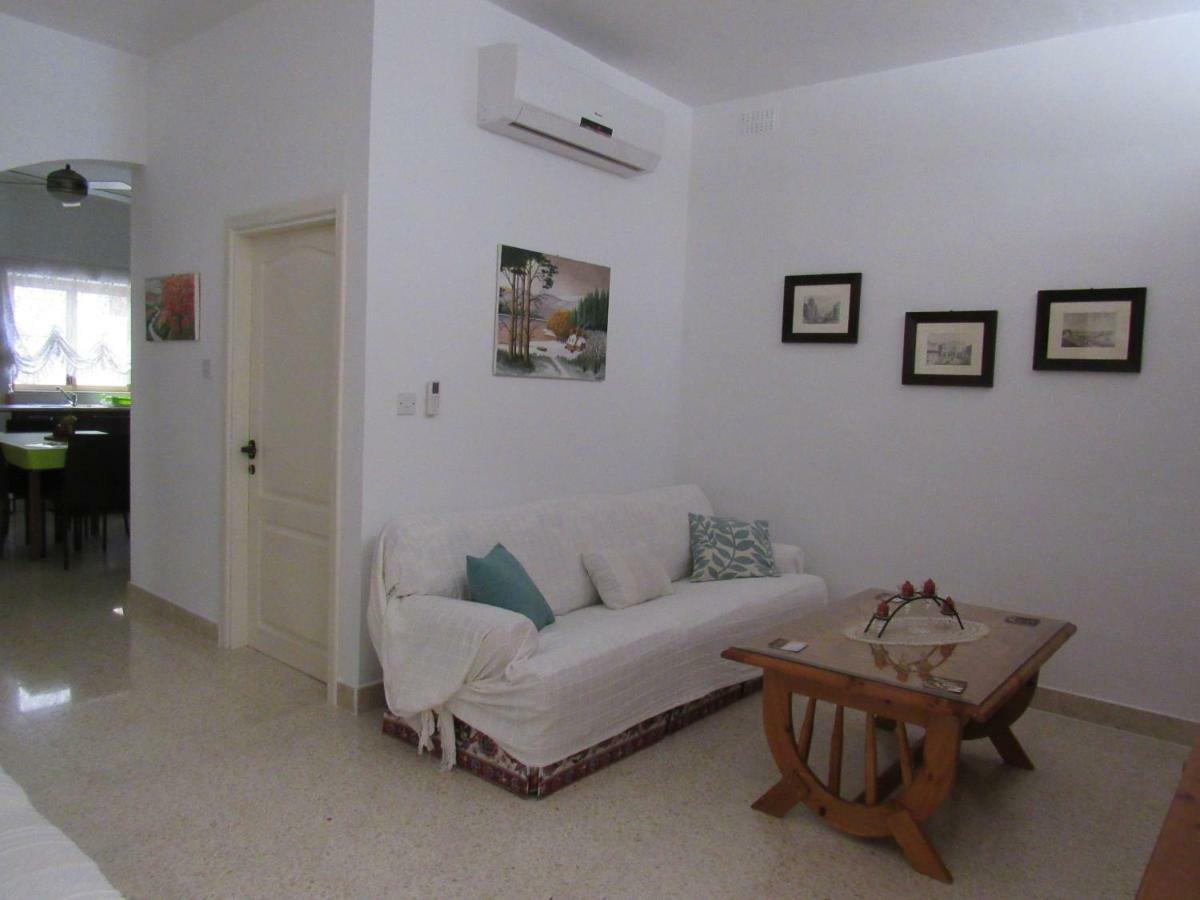 Central Studio Apartment Santa Vennera Esterno foto