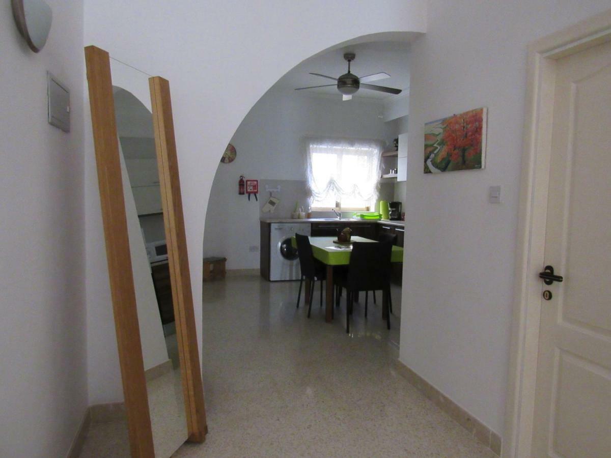 Central Studio Apartment Santa Vennera Esterno foto
